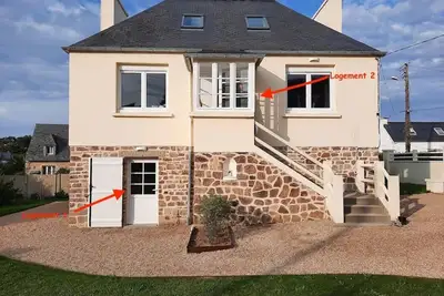 Image de Petite villa de charme à la mer