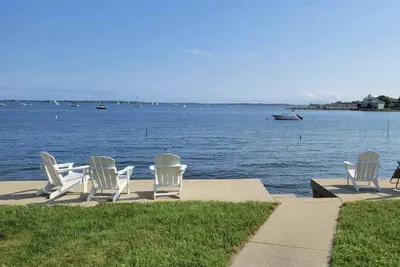 Image de Direct Waterfront home, fully furnished, relax & enjoy