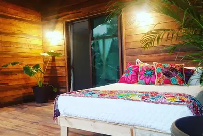 Image de a stunning penthouse located a few steps from the beach and the fith avenue