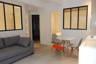 Image de Appartement  2 chambres en rez de jardin coeur du Marais