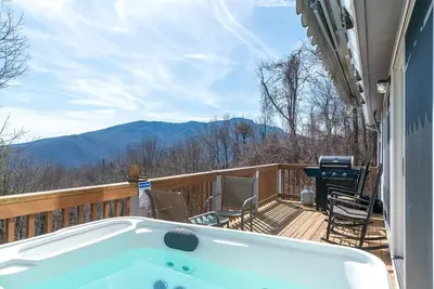 Image de Berg Haus, Vue sur la montagne, Baignoire à remous, Baignoire à remous, Animaux acceptés, Près de High Country Attractions