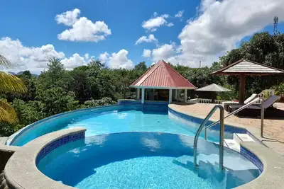 Image de Eden Crest Villa-Ocean and Mountain Views