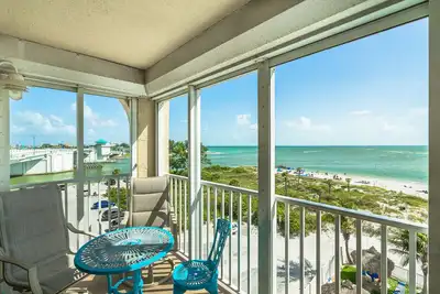 Beach Place 406 Premium Corner Unit