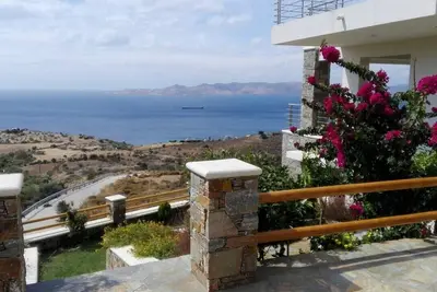 Welcome to Karystos View