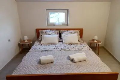 Image de Appartement de trois chambres avec air conditionné Tkon, Pasman (A-823-a)