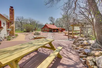 The Ranch at Keystone: 9 Mi to Mount Rushmore!