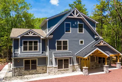 Image de Matterhorn by Pmr, 9br Luxury A-Frame, Elevator, Hot Tub, Sleeps 28