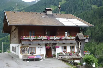 Image de Vacation apartment with a view of the mountains of the Hohe Tauern National Park with balcony