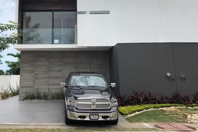 Image de Residence 2 levels 3 Bdr beach house