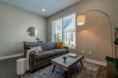 Image de Kasa | Des Moines | Heavenly 1bd/1ba Downtown Apartment
