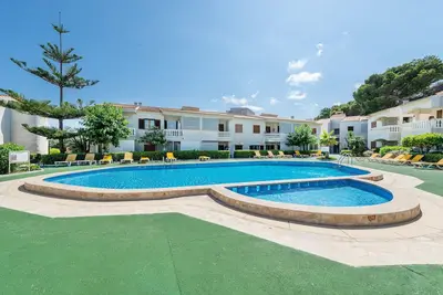 Image de Can Nogueras - Cosy apartment in residential complex with shared pool near the beach. Free