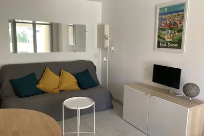 Image de Appartement 43 m2, T3 et grande terrasse de 20 m2