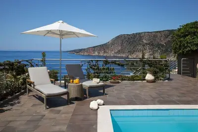 Image de Gorgeous Kefalonia Villa | Villa Timothy | 2 Bedrooms | Seafornt | Spectacular Sea Views | Private Outdoor Pool | Assos