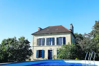 Image de Property with outdoor swimming pool, 40 mins from the seaside (Calvados, Normandy)