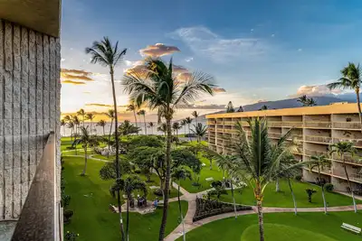 Image de Top Floor Ocean View Unit Elevator Access, Great Pool & Hot Tub!