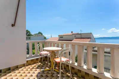 Image de Garçonnière avec la terrasse et la vue sur le mer Brela, Makarska (As-18356-c)