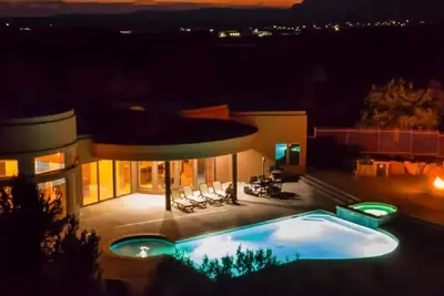 Image de Spectacular Home with Private Pool and Spa and Million Dollar Views