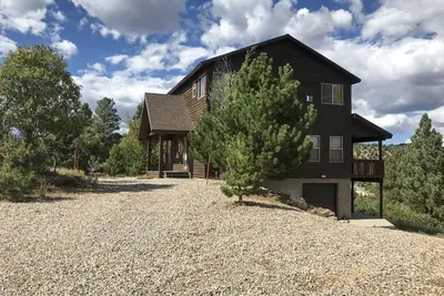 Image de 5 Star Luxury Cabin 3bd/3ba, Perfect base camp to N. Parks!