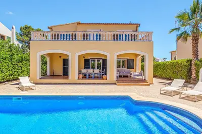 Image de Superbe maison de vacances \"Villa Paula\" avec terrasse, jardin, piscine et Wi-Fi