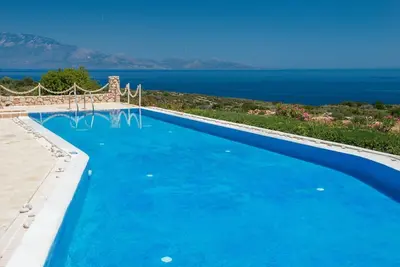 Image de VillaMore Luxury Villas Zakynthos Elliot Villa | 6 Bed | Agios Nikolaos