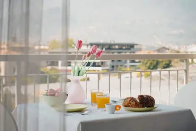 Image de Birch Tree Apartment - Peaceful & Happy Stay