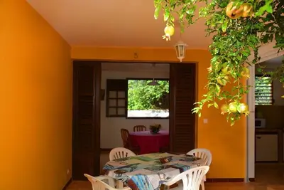 Bungalow de type T3 dans son jardin
