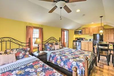 Image de Deluxe Duplex • Farm Stay • Spring Midweek - 35% Off Promo