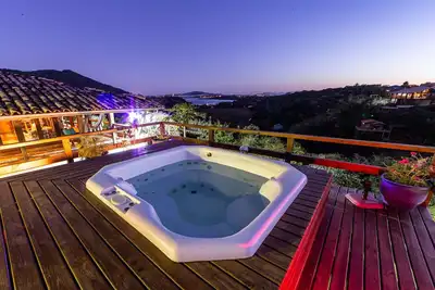 Image de Ibiraquera Guest House Beautiful villa with pool and jacuzzi