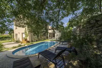 Grande maison avec piscine pour 6 personnes dans Uzés