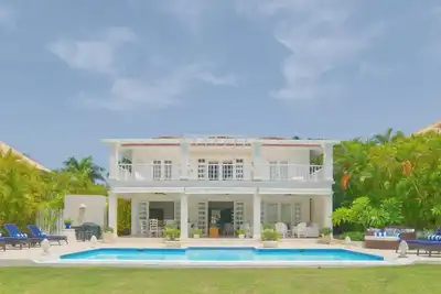 Image de Cozy 4bdr villa in luxury beach resort with service staff and view of La Cana golf course