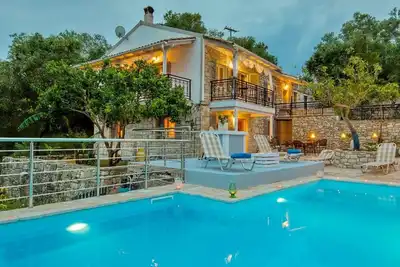 Image de Angelina Villa - 4Br traditional Paxos villa