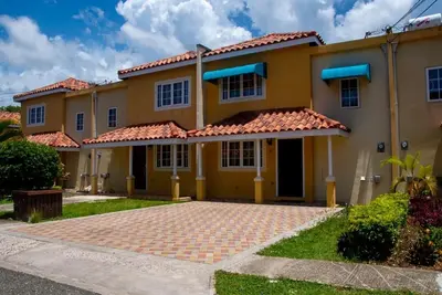 Image de Discover Serenity in Jamaica: Your Perfect Island Getaway Awaits!