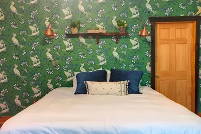 Walk to downtown Weaverville