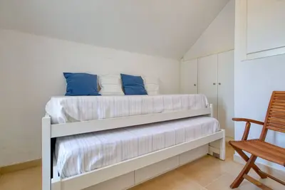 Image de Confortable appartement pour 5 personnes avec piscine, climatisation, Wifi, Tv, terrasse et parking