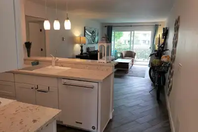 Image de Peaceful, 3-bedroom condo, a short walk away from Port Hueneme beach and pier