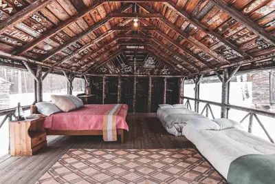 Image de Rustic Adirondack Glamping Cabins on Ogontz Lake