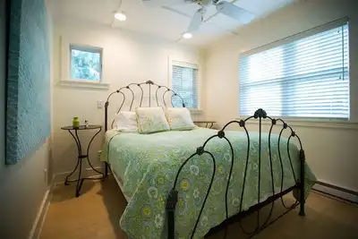 Image de Lake View, Loft Cottage, Resort Access to Lower Herring Lake & Lake Michigan