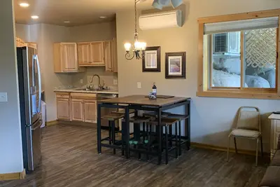 Hide-away at Yellowstone Archview