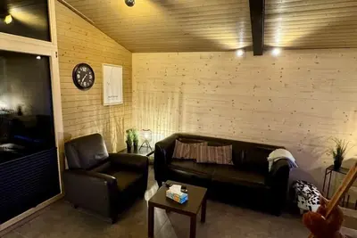 Image de Newly renovated vacation apartment in alpine chic style directly on the Grossen Mythen