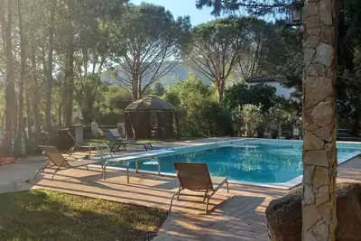 Image de \"Villa Stravanata\" avec Piscine - Voiture Disponible - Jacuzzi Extérieur Chauffé