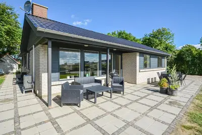 Image de Maison confortable à øster Assels avec.