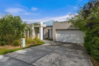 Image de Superb Quiet Court Location Family Friendly Retreat in a Prime Location