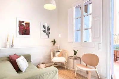 Image de Apt confortable avec terrasse au coeur de Gracia