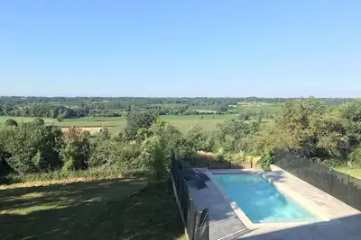 Image de Charming large family house