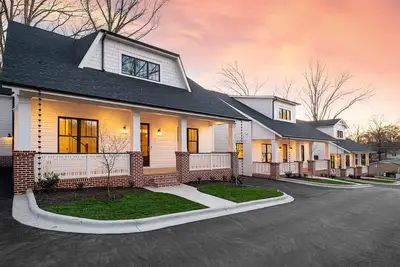 Image de Oakhurst Cottage #3 Close to Uptown Charlotte3