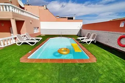 Villa Oramas with pool in Caleta de Fuste