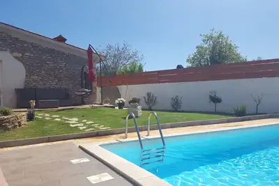Image de Authentic Istrian Stone House with a Privat Pool, Barbecue and a Small Garden