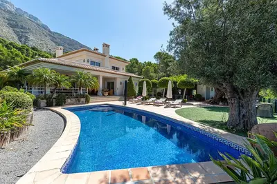 Image de Maison de vacances comfortable  avec piscine privée à Altea, sur la Costa Blanca, Espagne pour 8 personnes