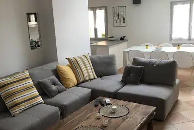 Image de 4 rooms 3 bedrooms near sea and Negresco