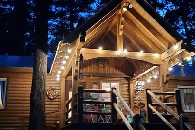 Image de Mountain skiing hiking, hunting 2 B&B, stocked kitchen, 3TVs, front & back deck